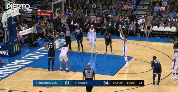 I ovaj čovjek zarađuje 9.000.000 dolara u NBA?! Cccc!