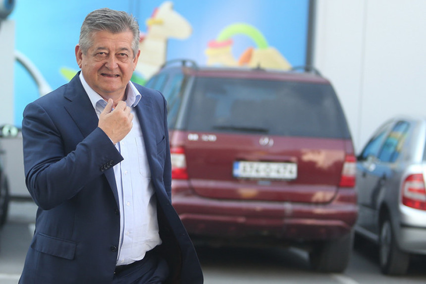 Лажна обећања бијељинског градоначелника