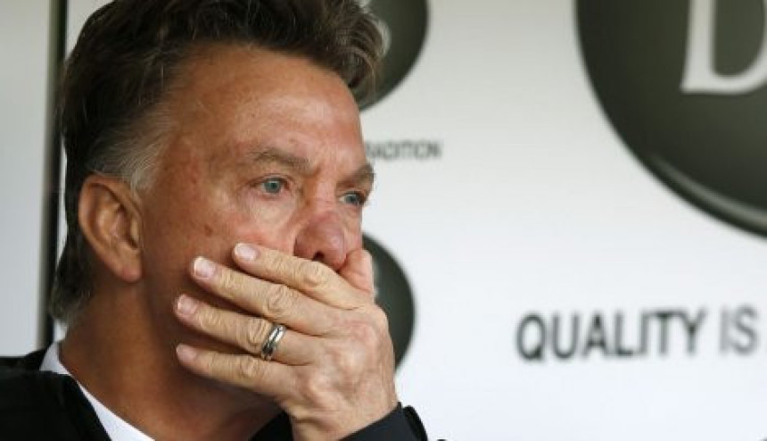 LŠ: Van Gal ima desetoricu povređenih pred meč sa PSV-om!