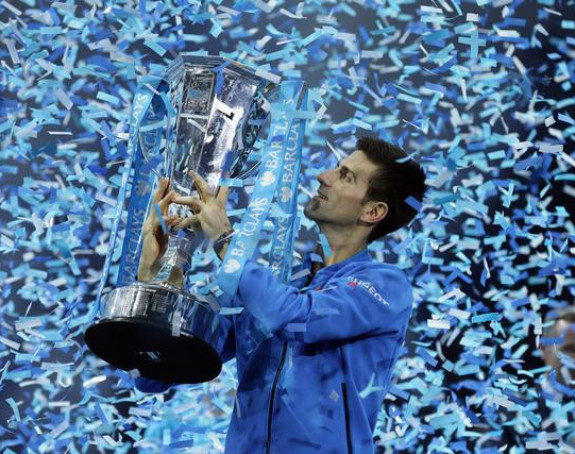 Novak završava 2015. sa rekordnih 16.585 bodova!