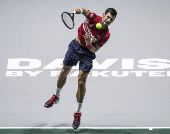 Novak ostaje bez trenera!