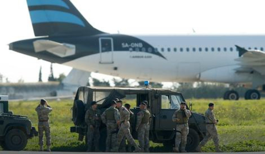 Otet avion sa 118 ljudi, ovo su zahtjevi