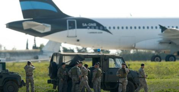 Otet avion sa 118 ljudi, ovo su zahtjevi
