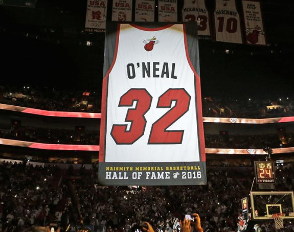 Video: Šekov dres na plafonu u Majamiju!