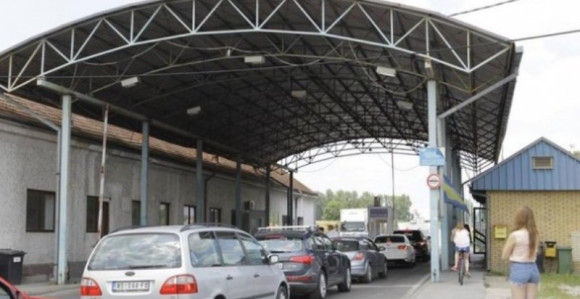 Saobraćajne gužve na prelazima