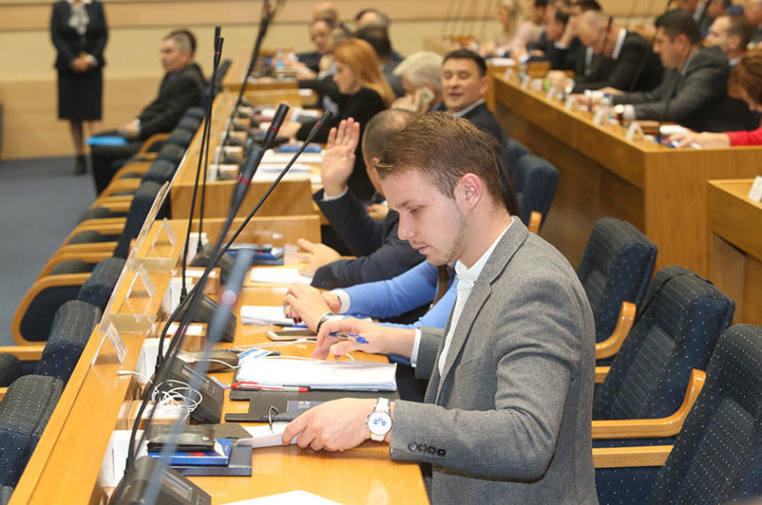 ПДП: Власт Српске против реформи