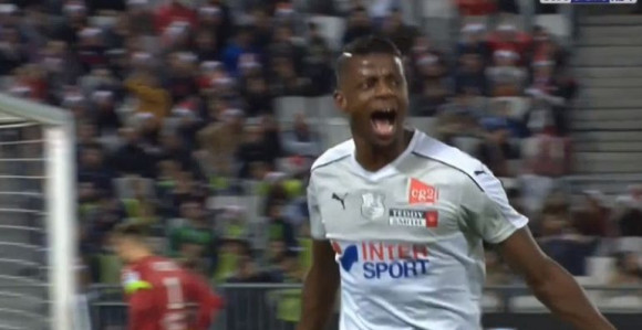 FRA: Amijen se izvukao u Bordou!