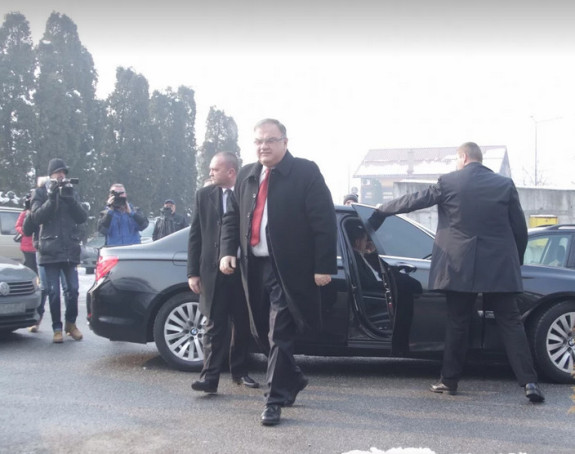 Političke izjave ne treba komentarisati
