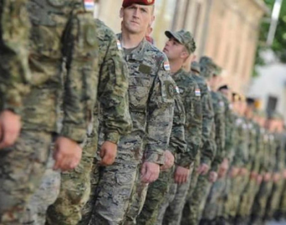 Hrvatska vraća služenje vojske?
