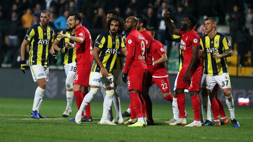 TUR: Fener ispao i iz Kupa i to od drugoligaša!