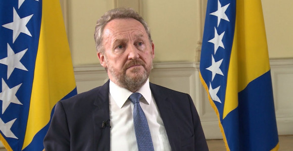 Bakir odustaje od zahtjeva