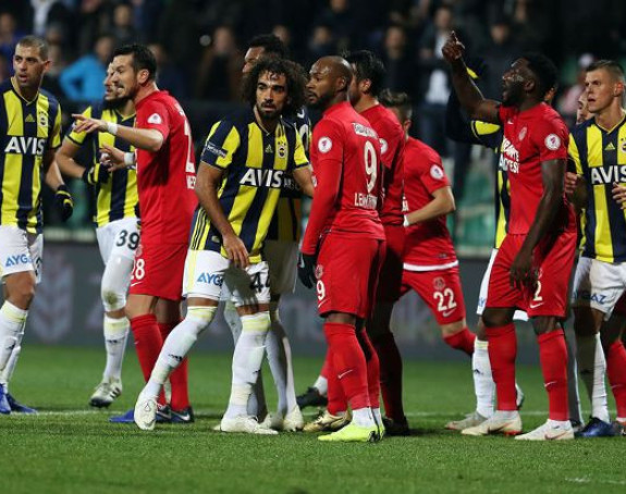TUR: Fener ispao i iz Kupa i to od drugoligaša!