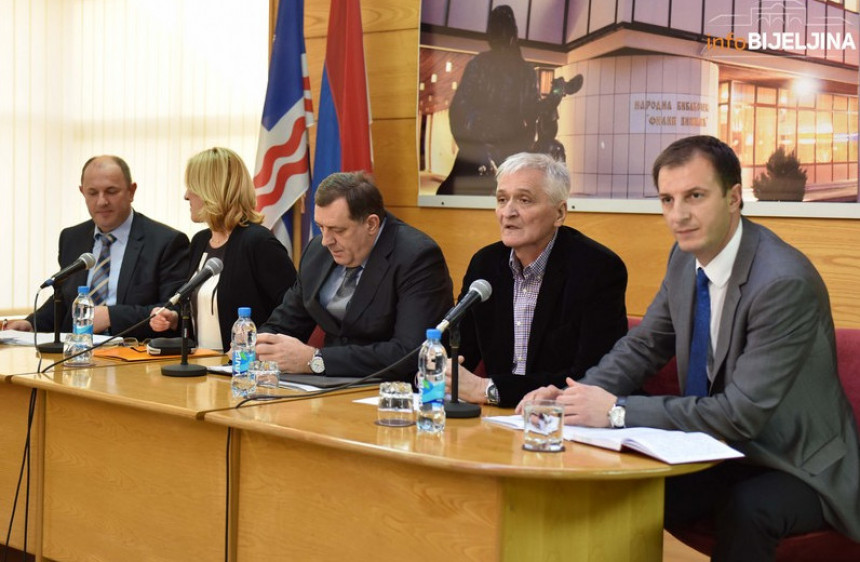 Dodik, Špirić i Željka u posjeti GO Bijeljina