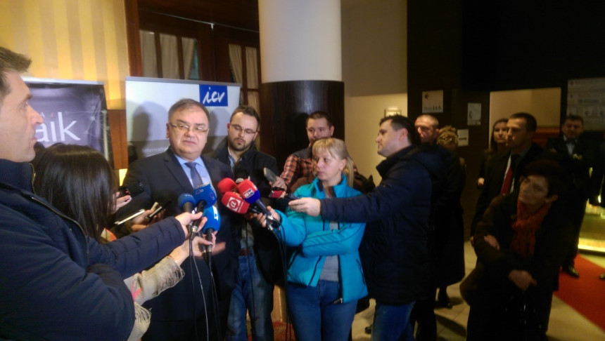 Писмо у Хаг преко посебног изасланика 