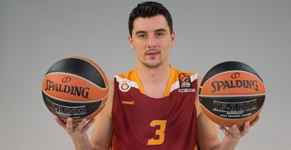 Емир Прелџић: Звезда лети по терену!