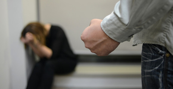 Udarite li ženu idete u zatvor