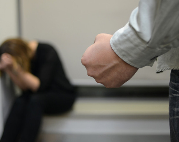 Udarite li ženu idete u zatvor