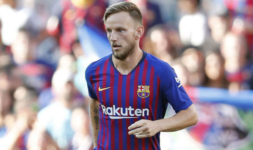 Rakitić: Čitam uz kafu priče o odlasku i smijem se!