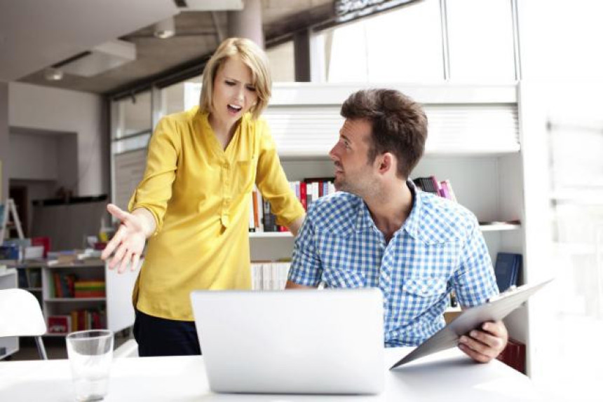 Zašto žene zvocaju?