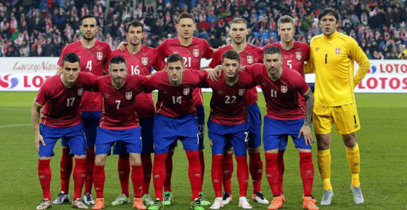 Porazi se nižu, Srbi se mire s njima...