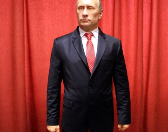 Ovako izgleda figura Putina u Jagodini