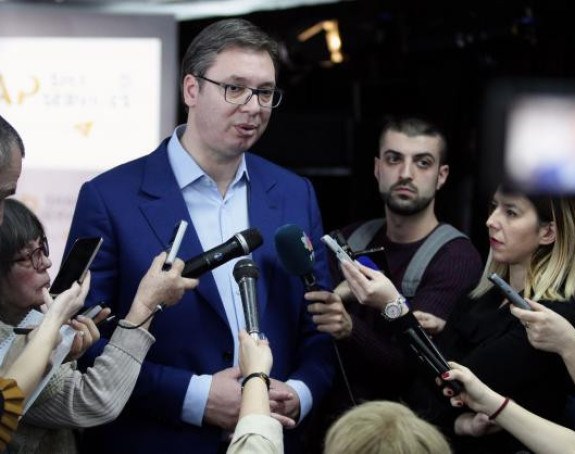Vučić: Poštujem i Đinđića i Šešelja