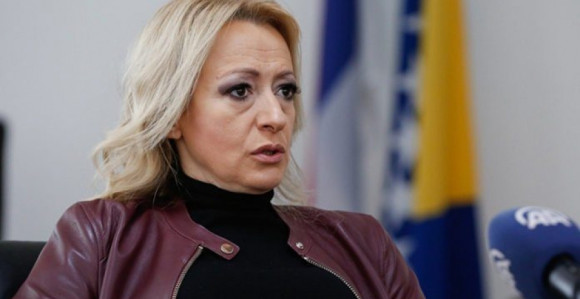 Prepiska Košarca nije fotomontaža