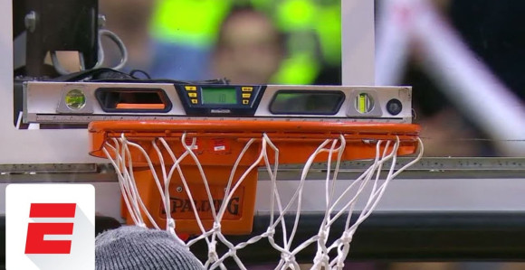 Mjerenje u NBA: Da nije ovaj koš malo ukrivo?!
