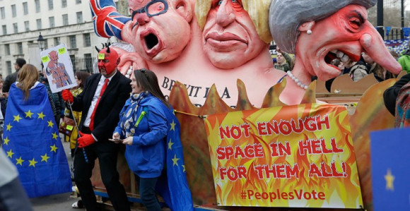 Меј под притиском: Могућа оставка?