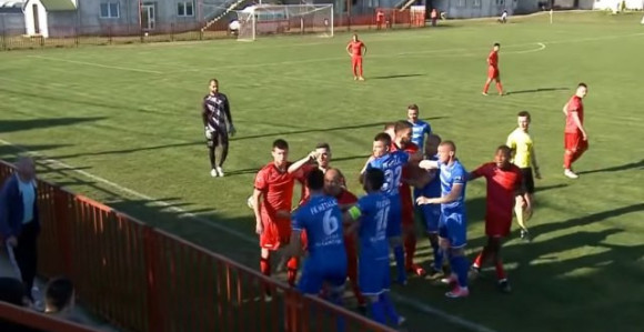 Video: Kakva ''šorka'' u Prvoj ligi Srbije!