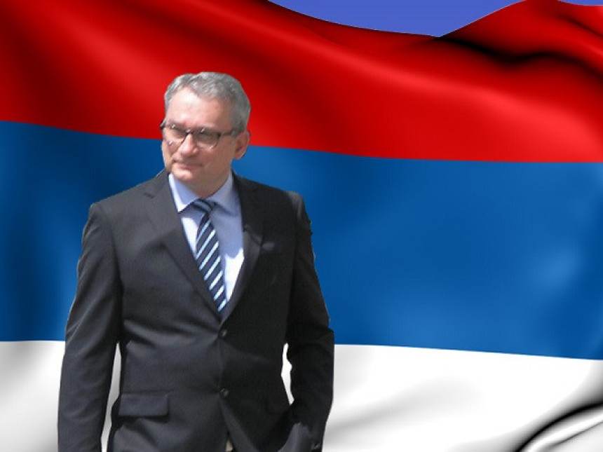 Босић и СДС честитали Вучићу побједу