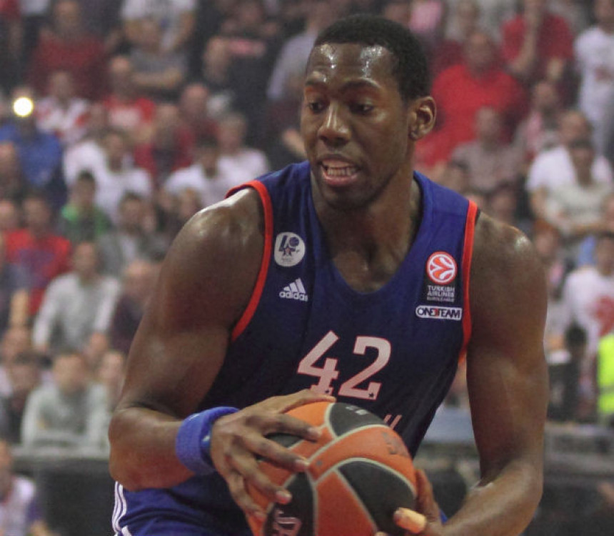 Danstonu novi ugovor u Efesu i veća plata!