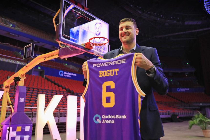 Bogut se vratio kući!