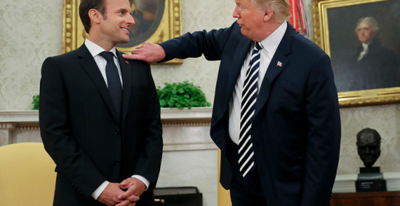 Трамп “очистио“ Макронов сако