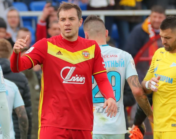 Nudio pare da igra protiv svog kluba, dao gol i proslavio ga!