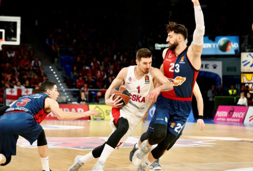 Efes na pogon Micića ponizio Barsu, CSKA vratio brejk!