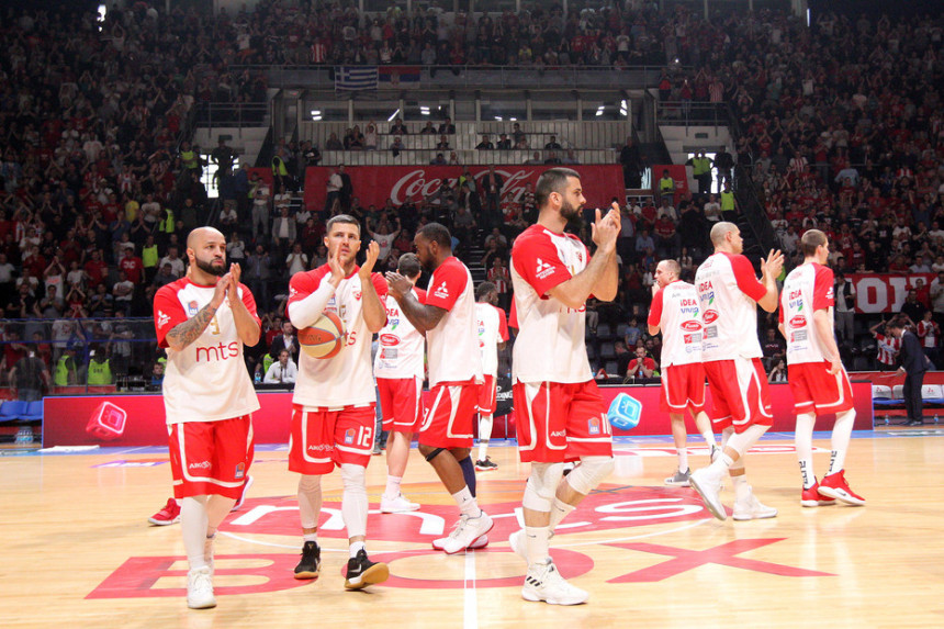 Zvezda precrtala trojicu stranaca!