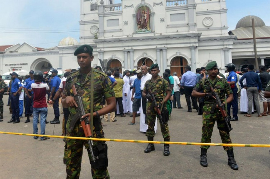 Napadi: Sirisena zatražio ostavke