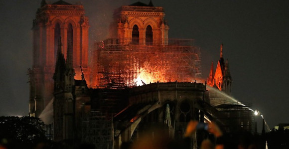 Pušili u katedrali tokom renoviranja