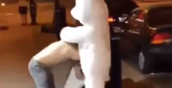 Туча: Пребио га ускршњи зеко!