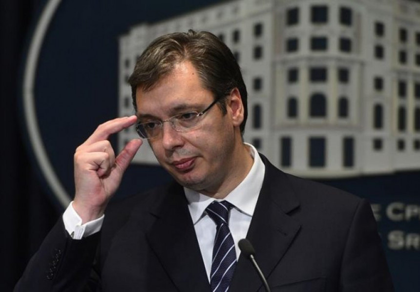 Vučić: Srbiji treba borbena vlada