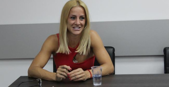 Milica Dabović širi ljubav prema igri!