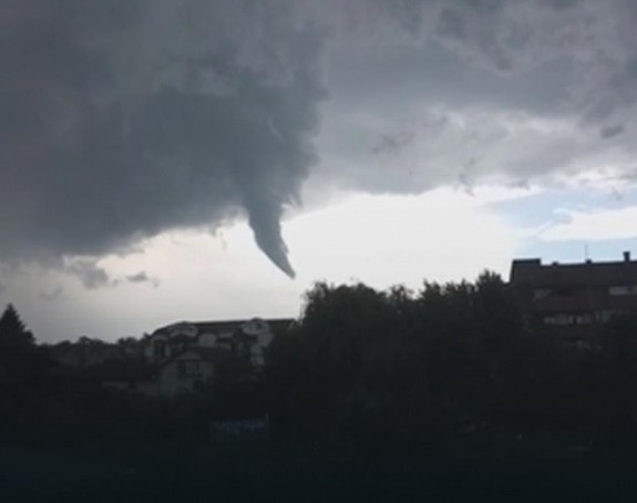 Tornado u Jagodini, u Pomoravlju nevrijeme