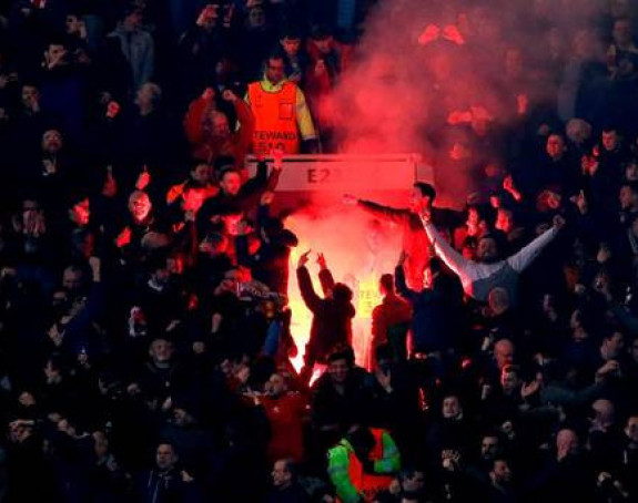 Liverpul plaća "popravku" Old Traforda!