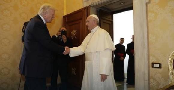 Tramp kod pape sa porodicom
