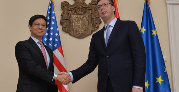 Poziv Vučiću da posjeti Vašington