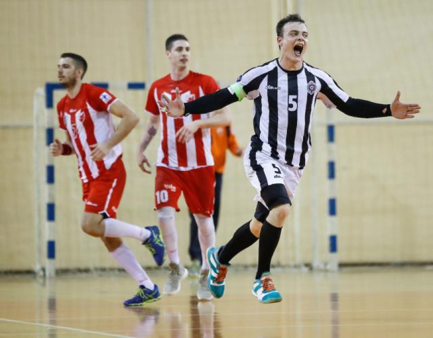 Partizan opet dobio Zvezdu i ostavio je na dnu!