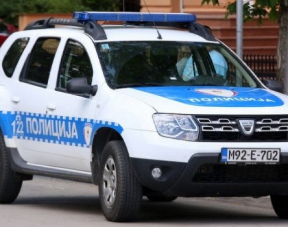 Oštećena vozila u eksploziji 