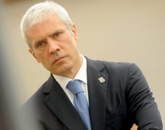 Bivši predsjednik ostaje bez stranke