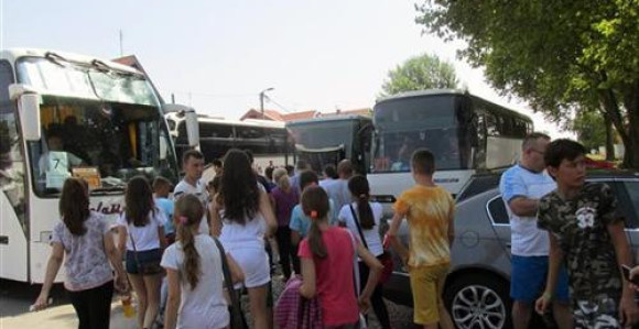 Ispraćena djeca sa Kosmeta